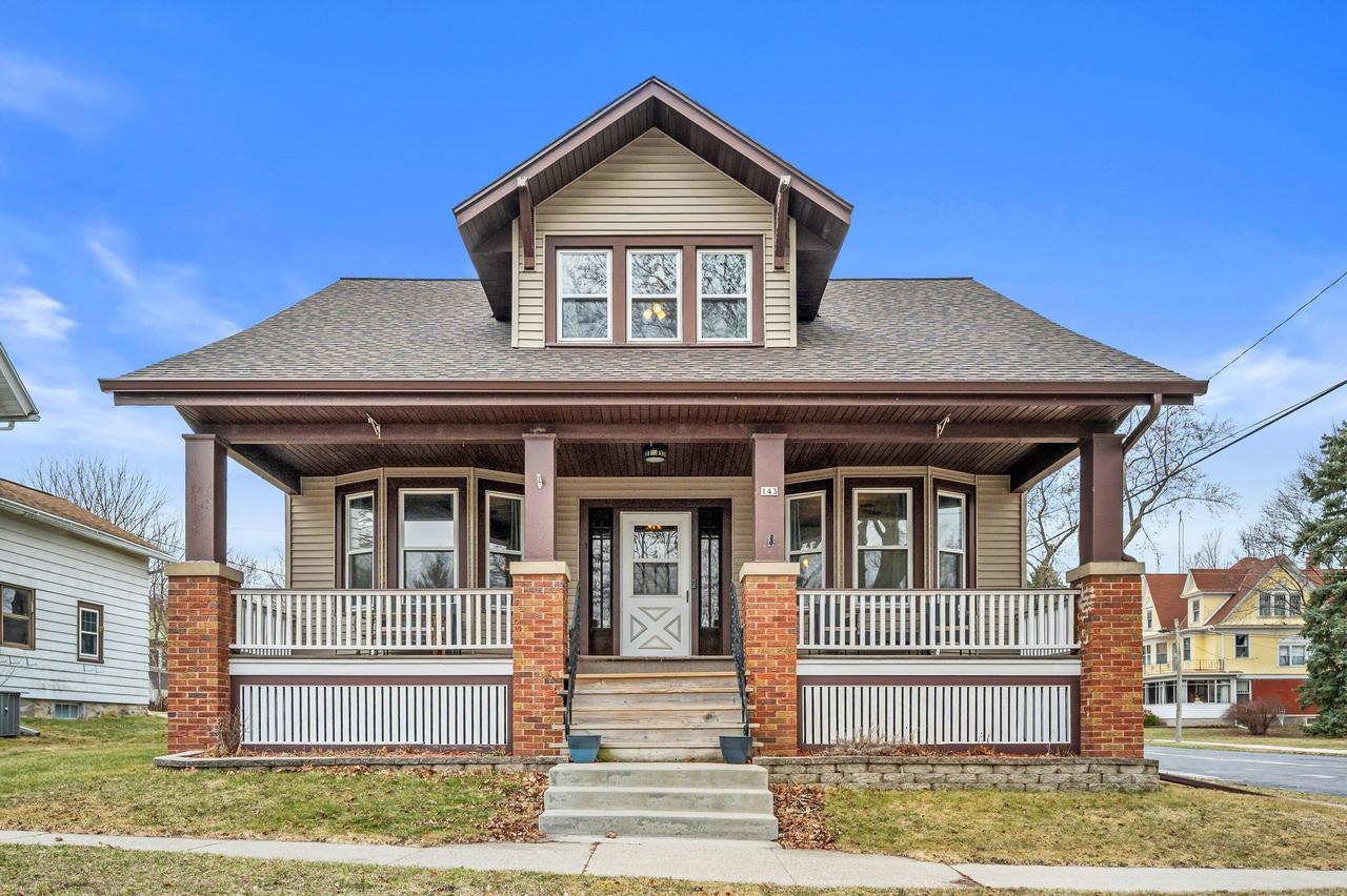 143 N Ridge St, Hustisford, WI 53034