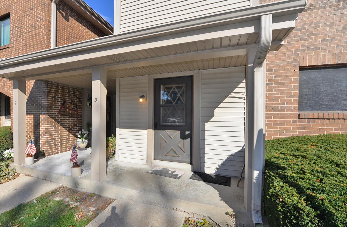 5740 Cambridge Ln #3, Mount Pleasant, WI 53406