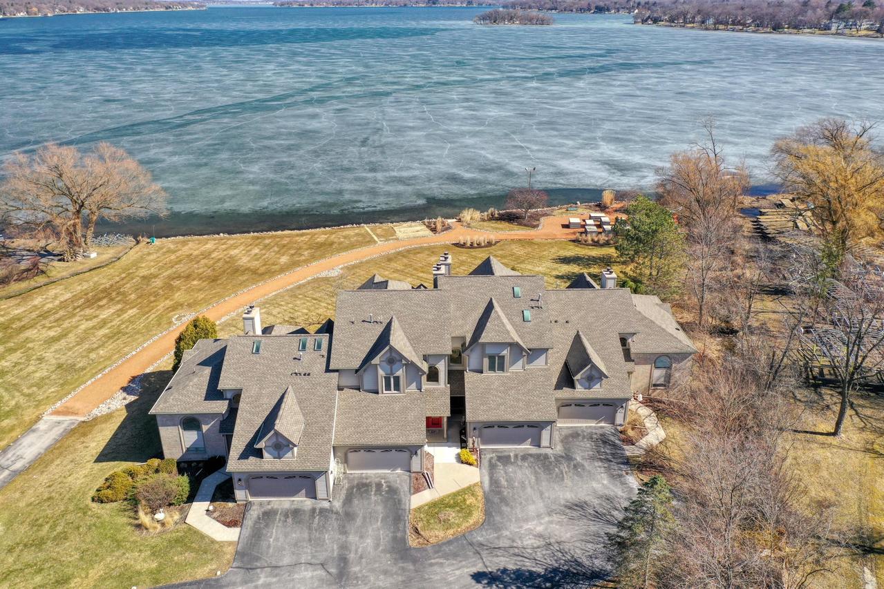 N24W30375 Crystal Springs, Delafield, WI 53072