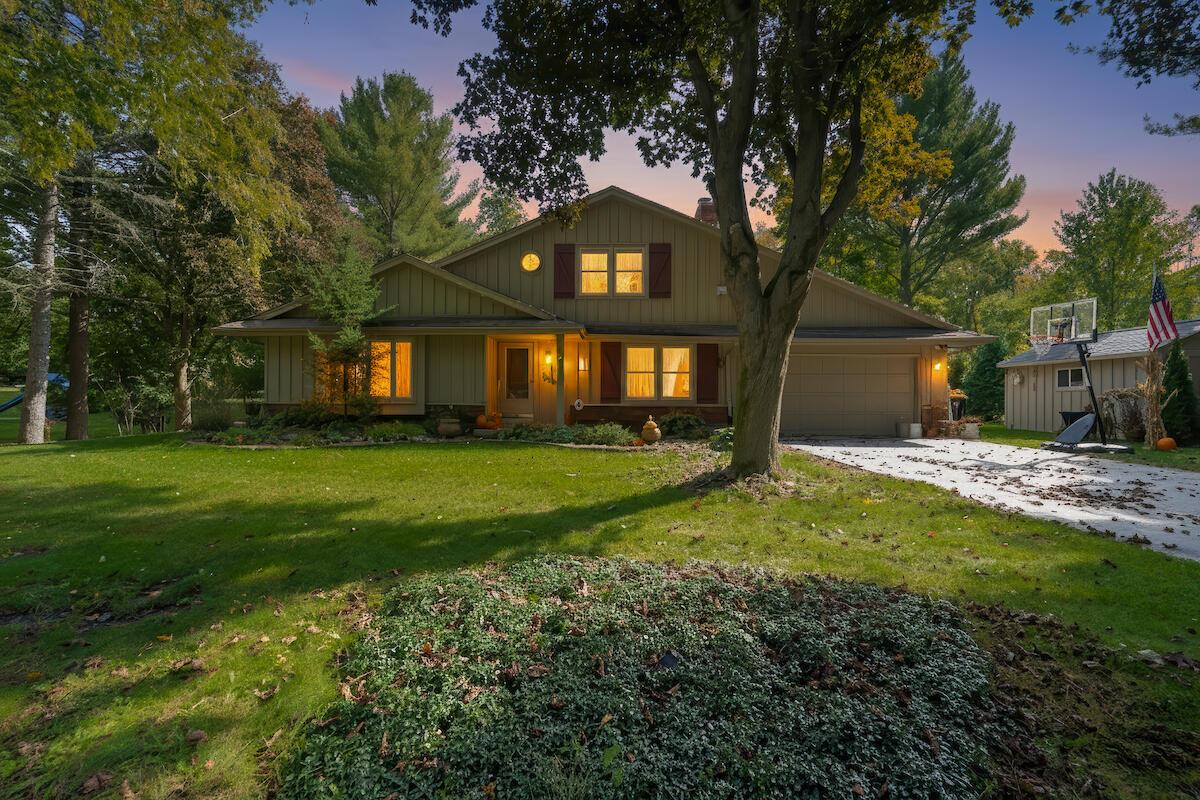 4280 Ridge Rd, Richfield, WI 53017