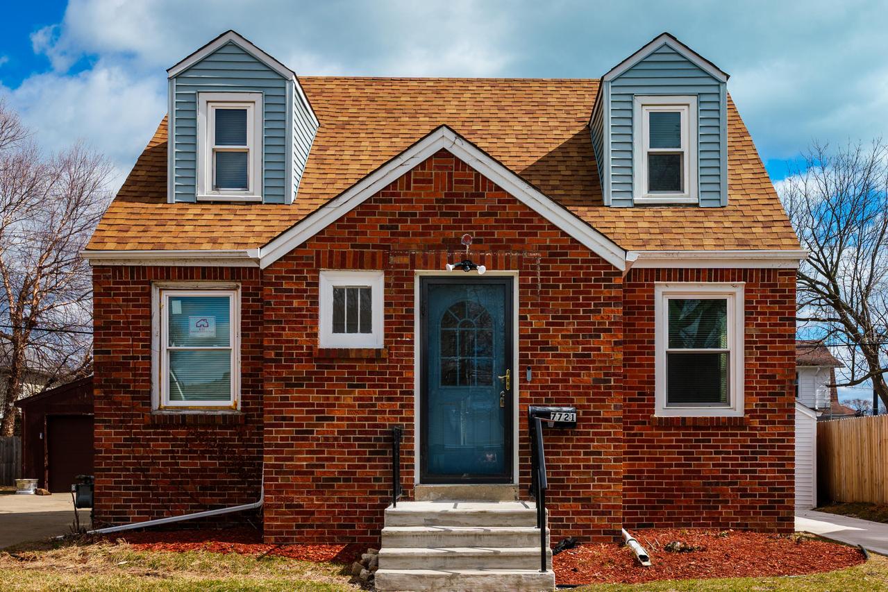 7721 14th Ave., Kenosha, WI 53143
