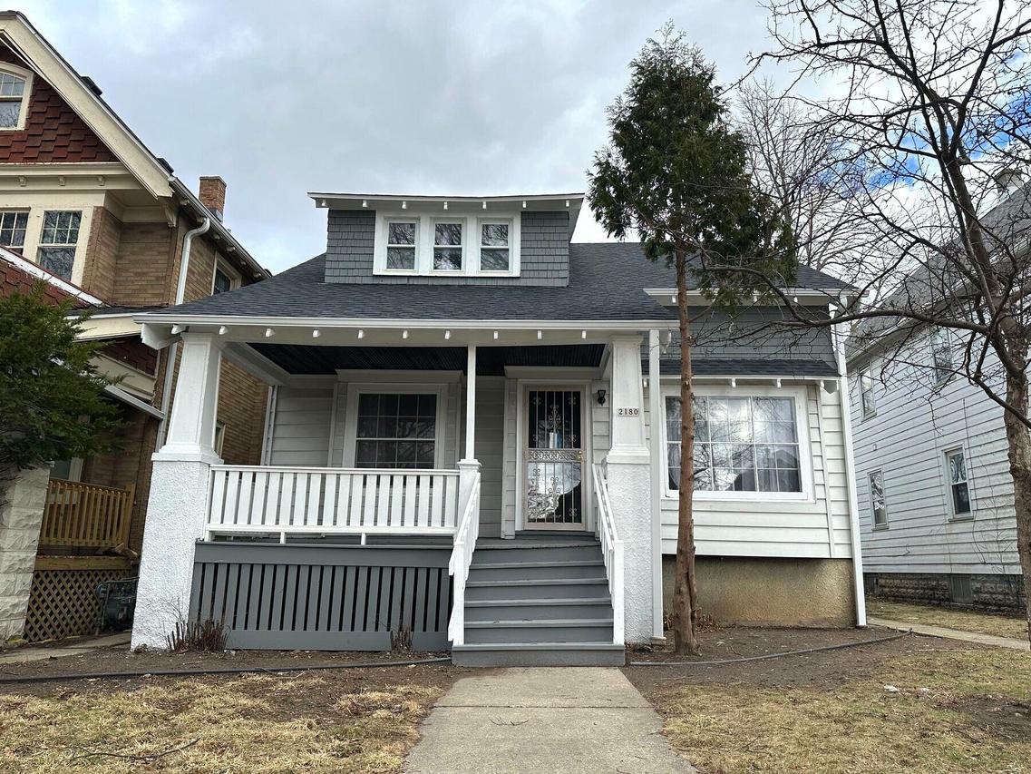 2180 N 51st St, Milwaukee, WI 53208