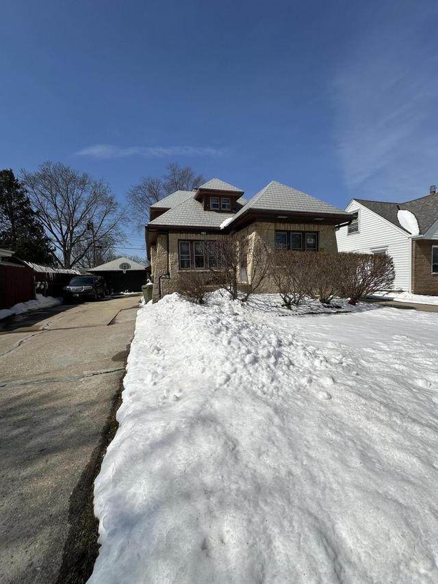 3349 N 92nd St, Milwaukee, WI 53222