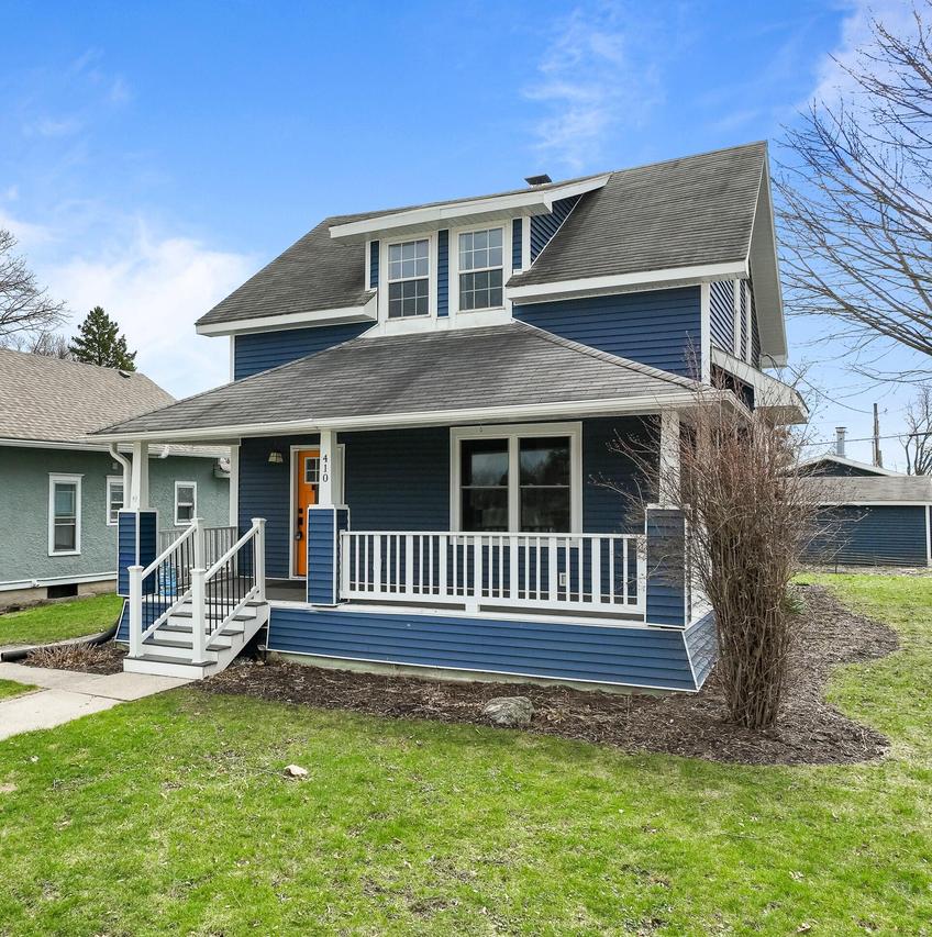 410 E Geneva St, Delavan, WI 53115