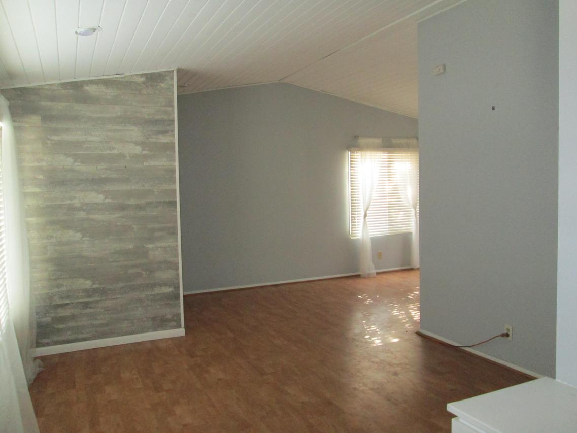 15875 W Marietta Dr, New Berlin, WI 53151