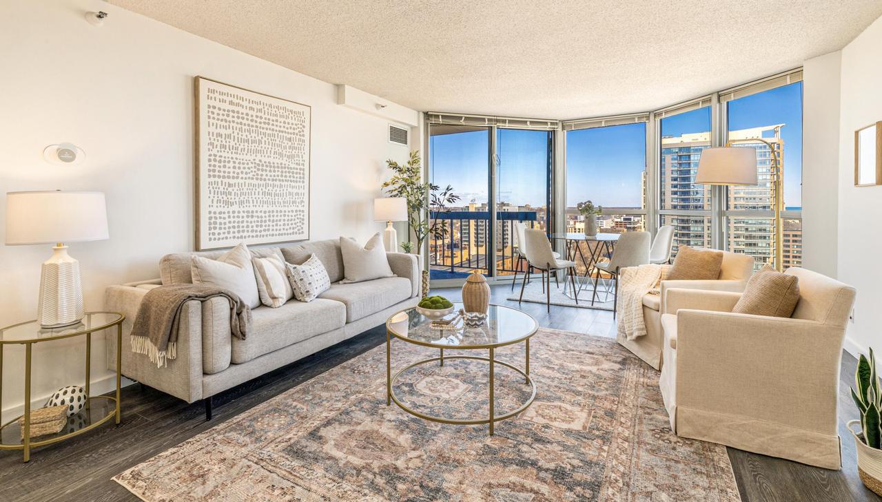 1660 N Prospect Ave #1802, Milwaukee, WI 53202