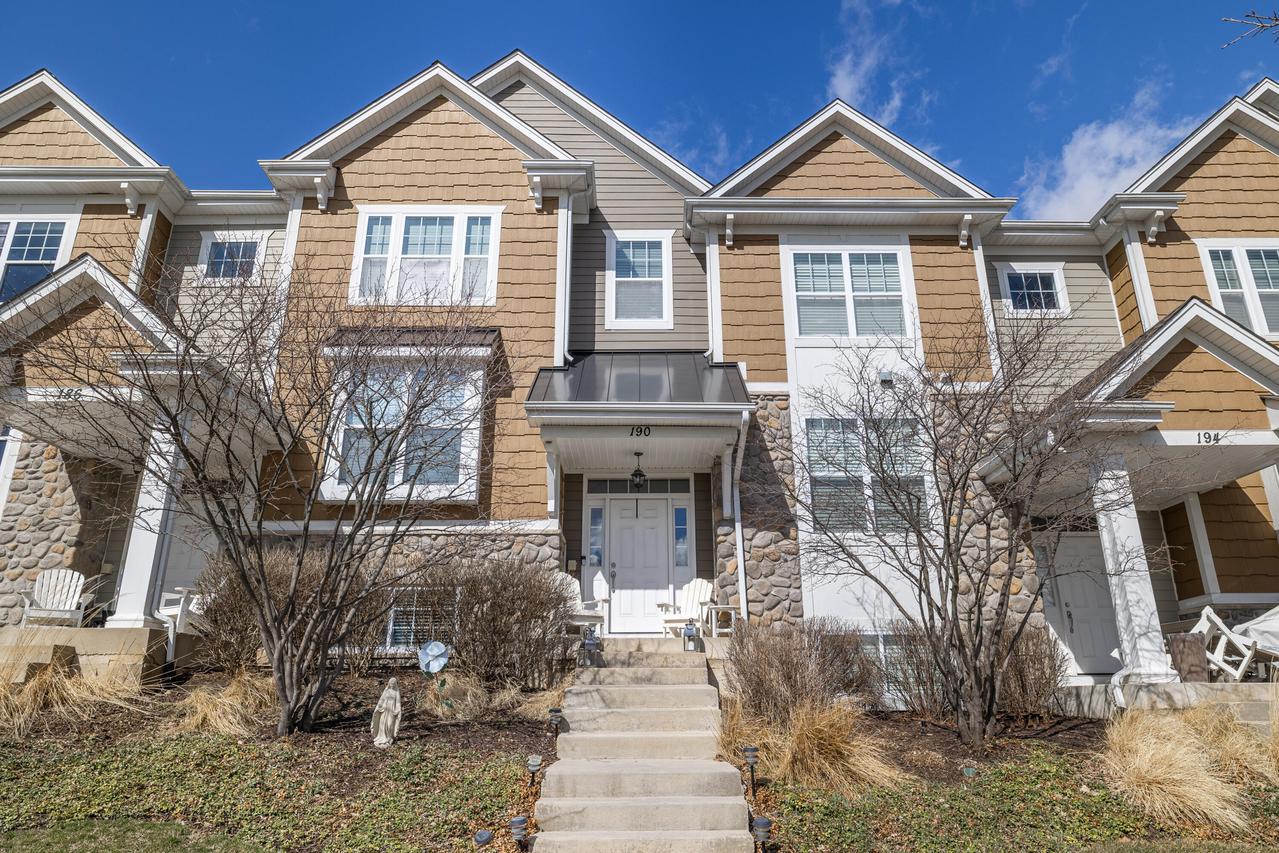 190 Third Ave, Fontana, WI 53125