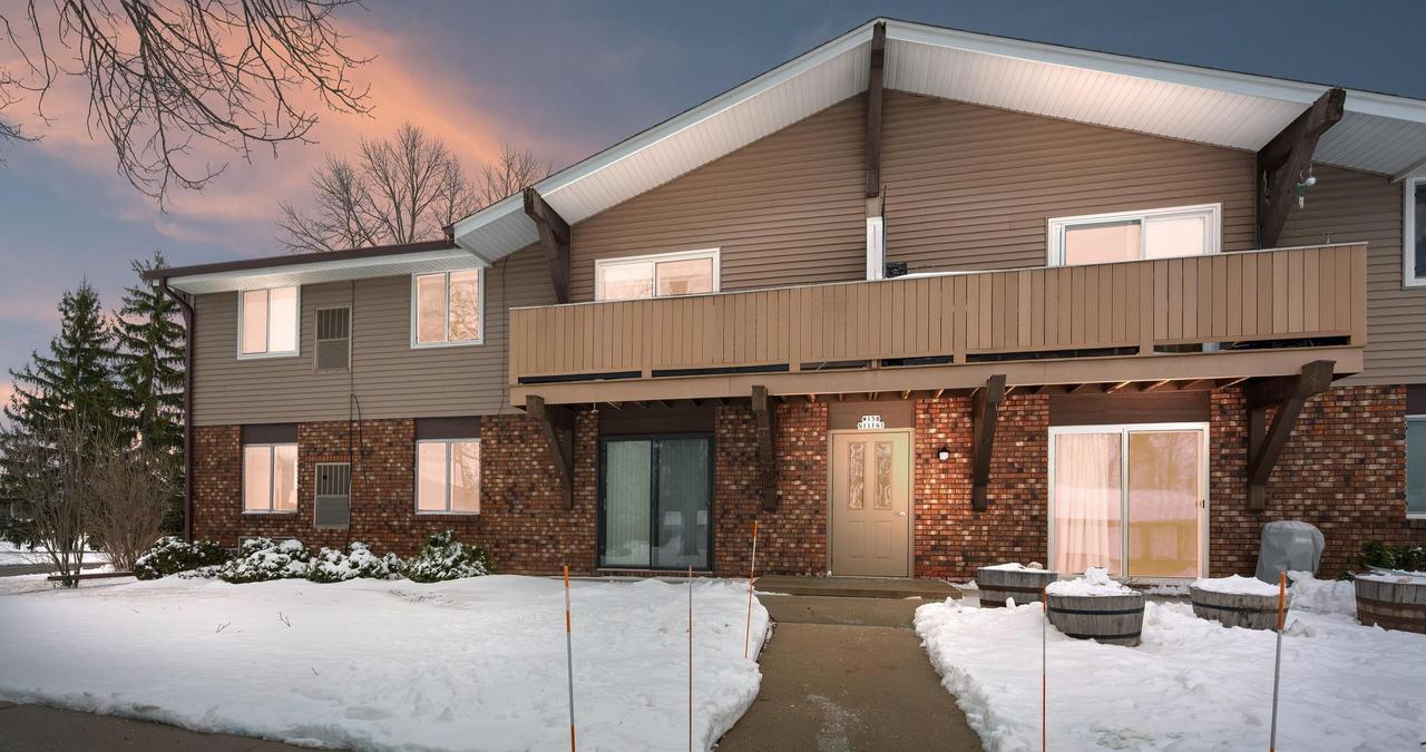 W158N11141 Legend Ave #3, Germantown, WI 53022