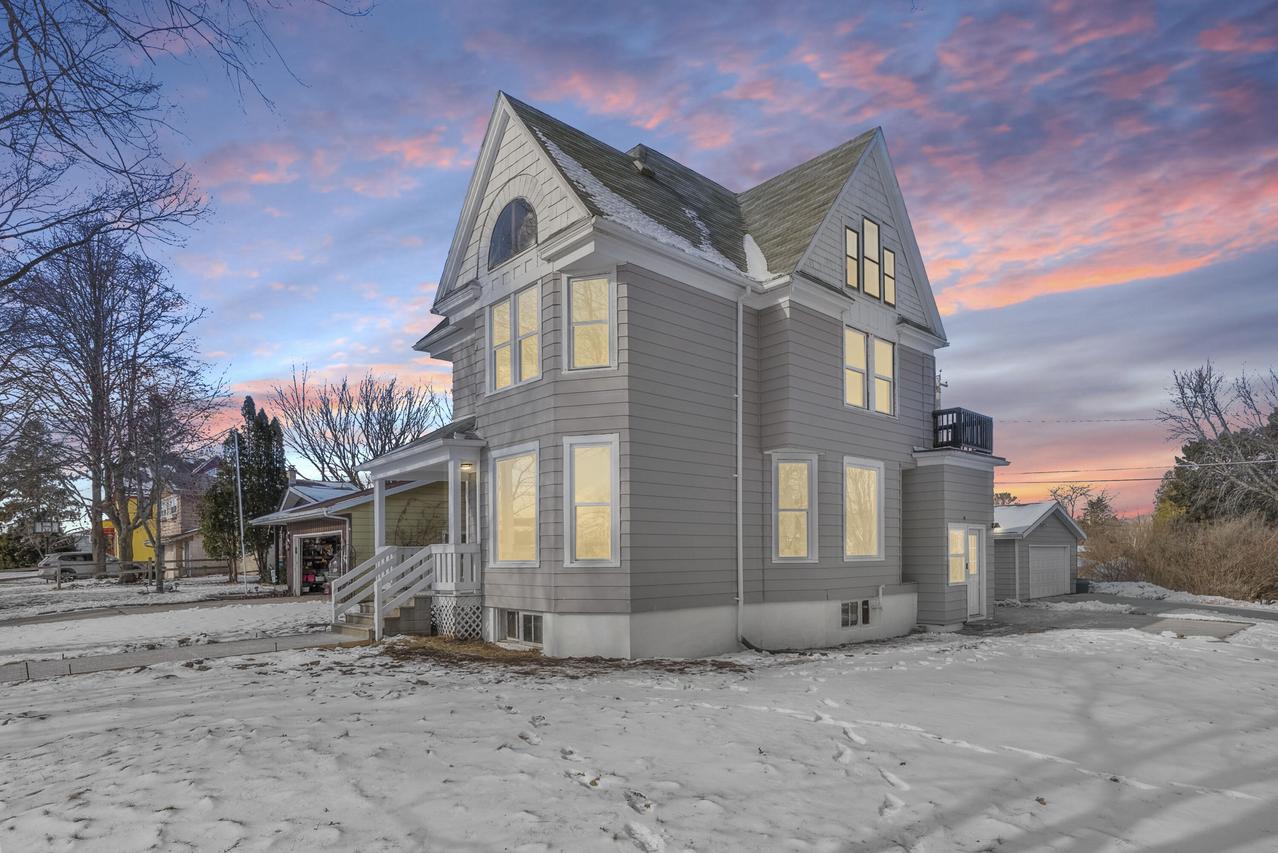 704 Grand Ave, Sheboygan, WI 53083