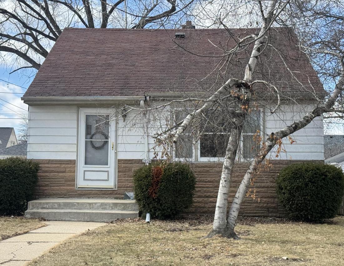 3029 N 88th St, Milwaukee, WI 53222