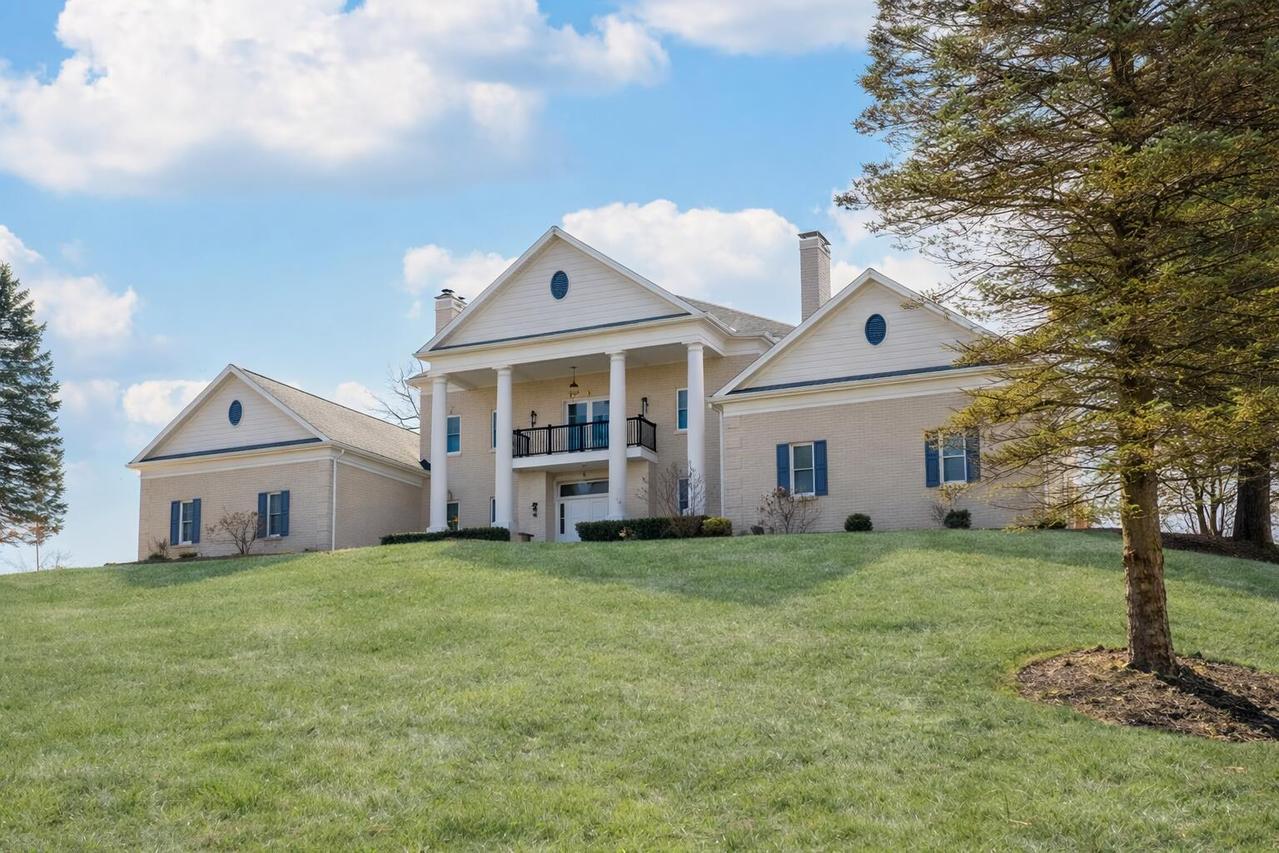 20615 31st St, Paris, WI 53104