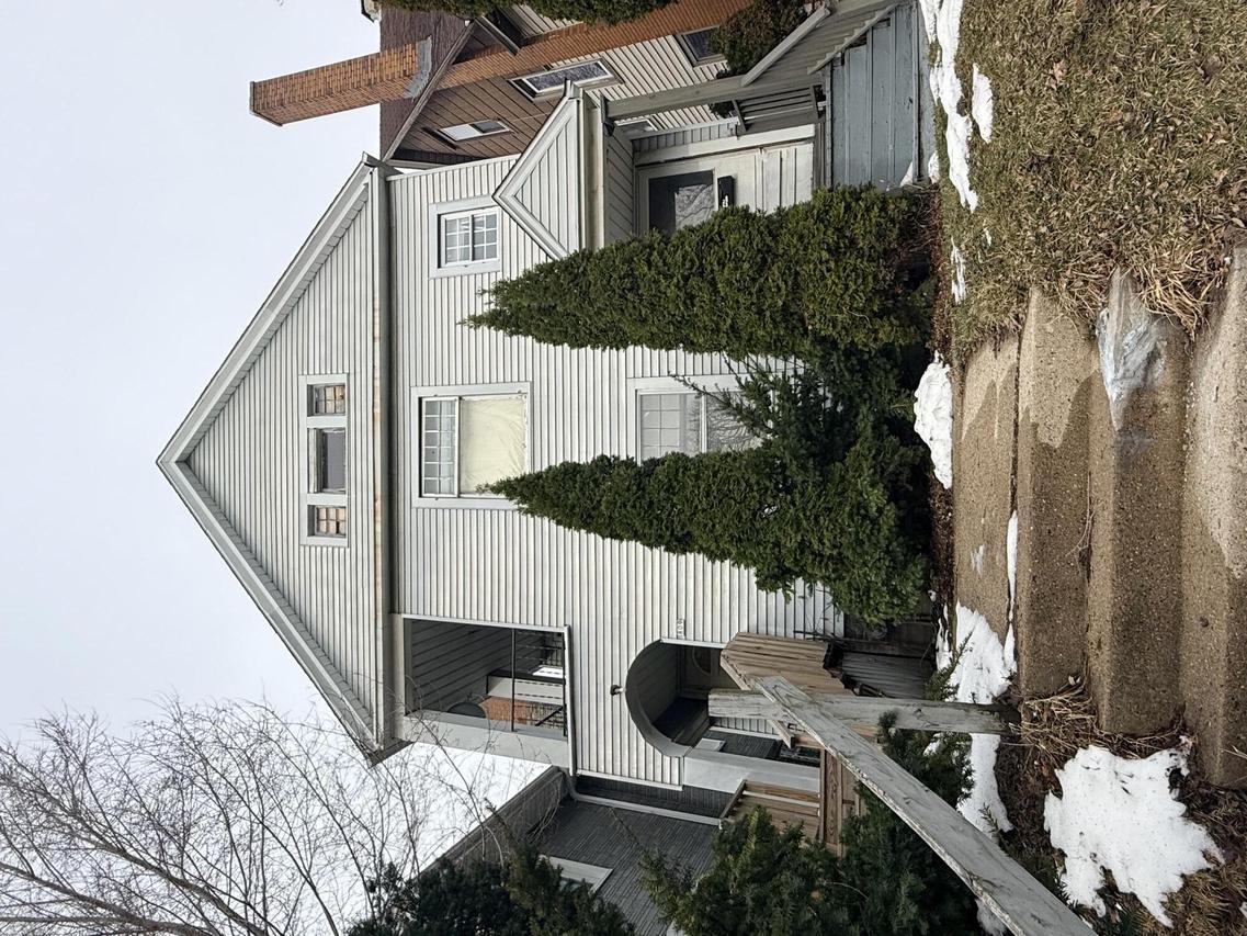 807 S 29th St #809, Milwaukee, WI 53215