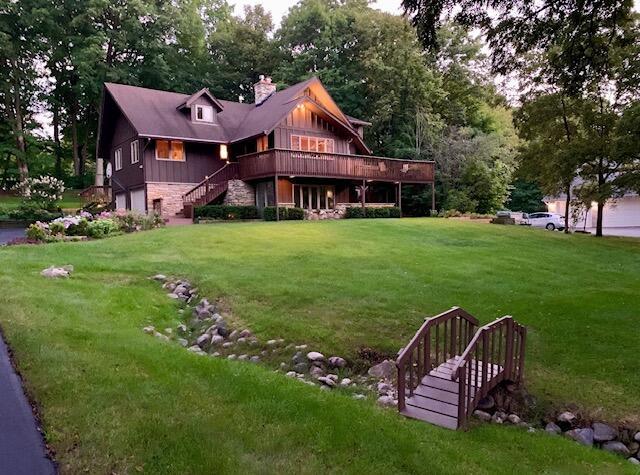 W3515 Oakwood Dr, Geneva, WI 53147