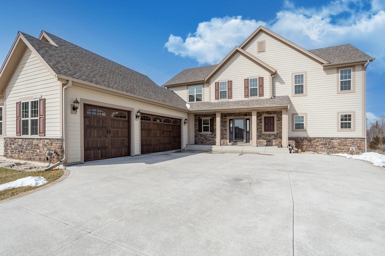 N88W18648 Duke St, Menomonee Falls, WI 53051