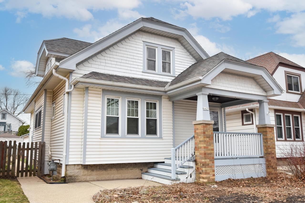 6425 W Chambers St, Milwaukee, WI 53210