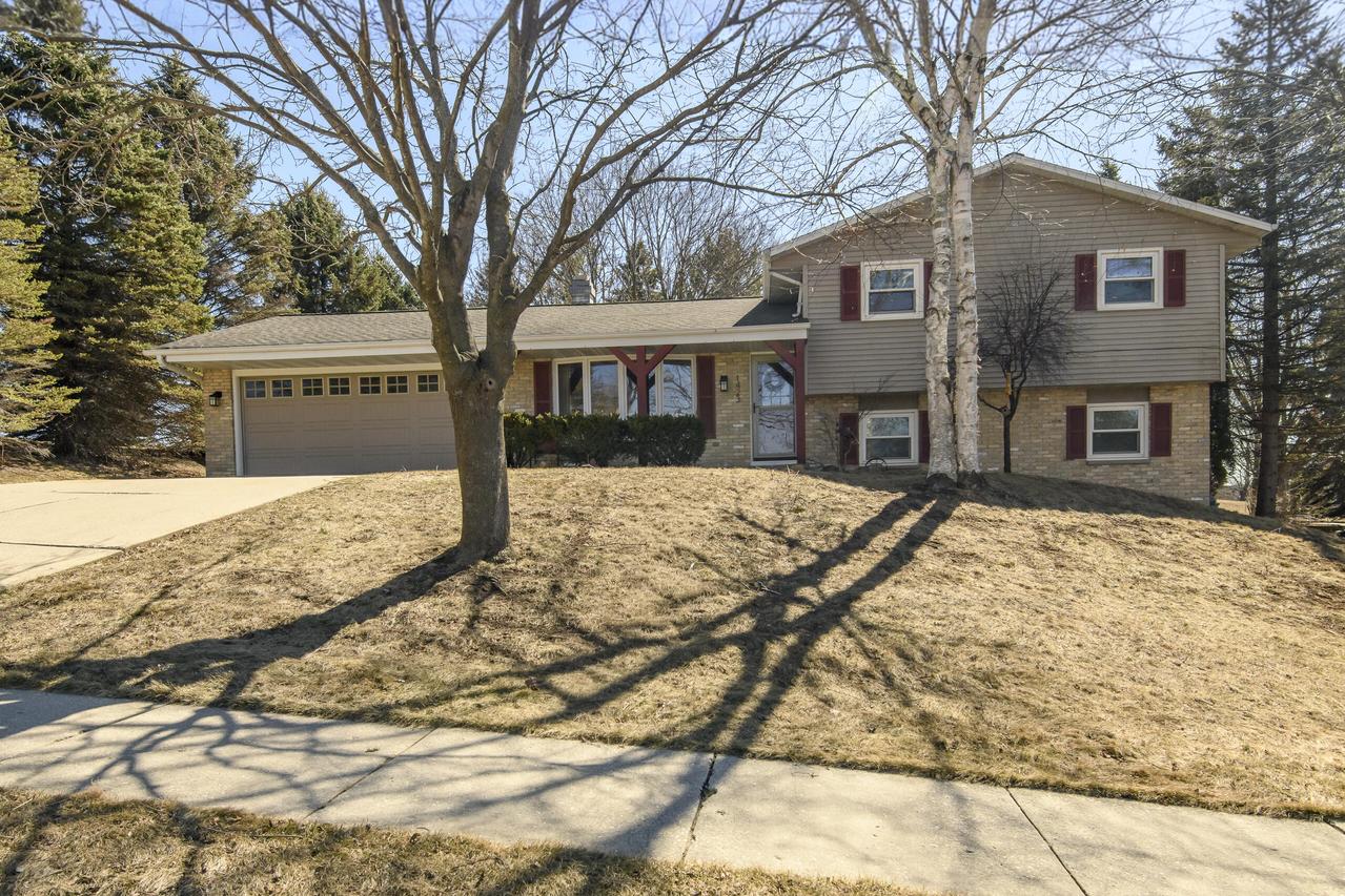1423 Jefferson St, West Bend, WI 53090