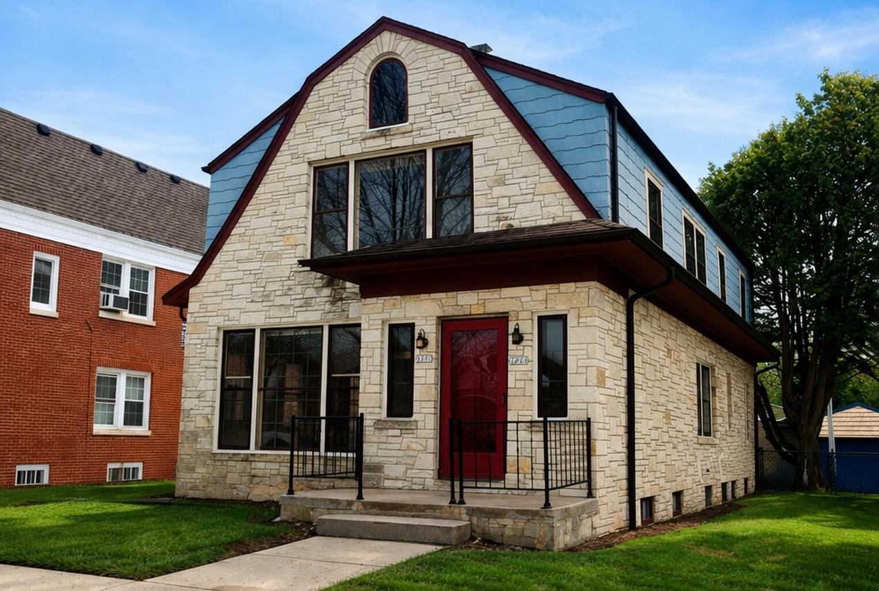 1213 E Kensington Blvd #1215, Shorewood, WI 53211