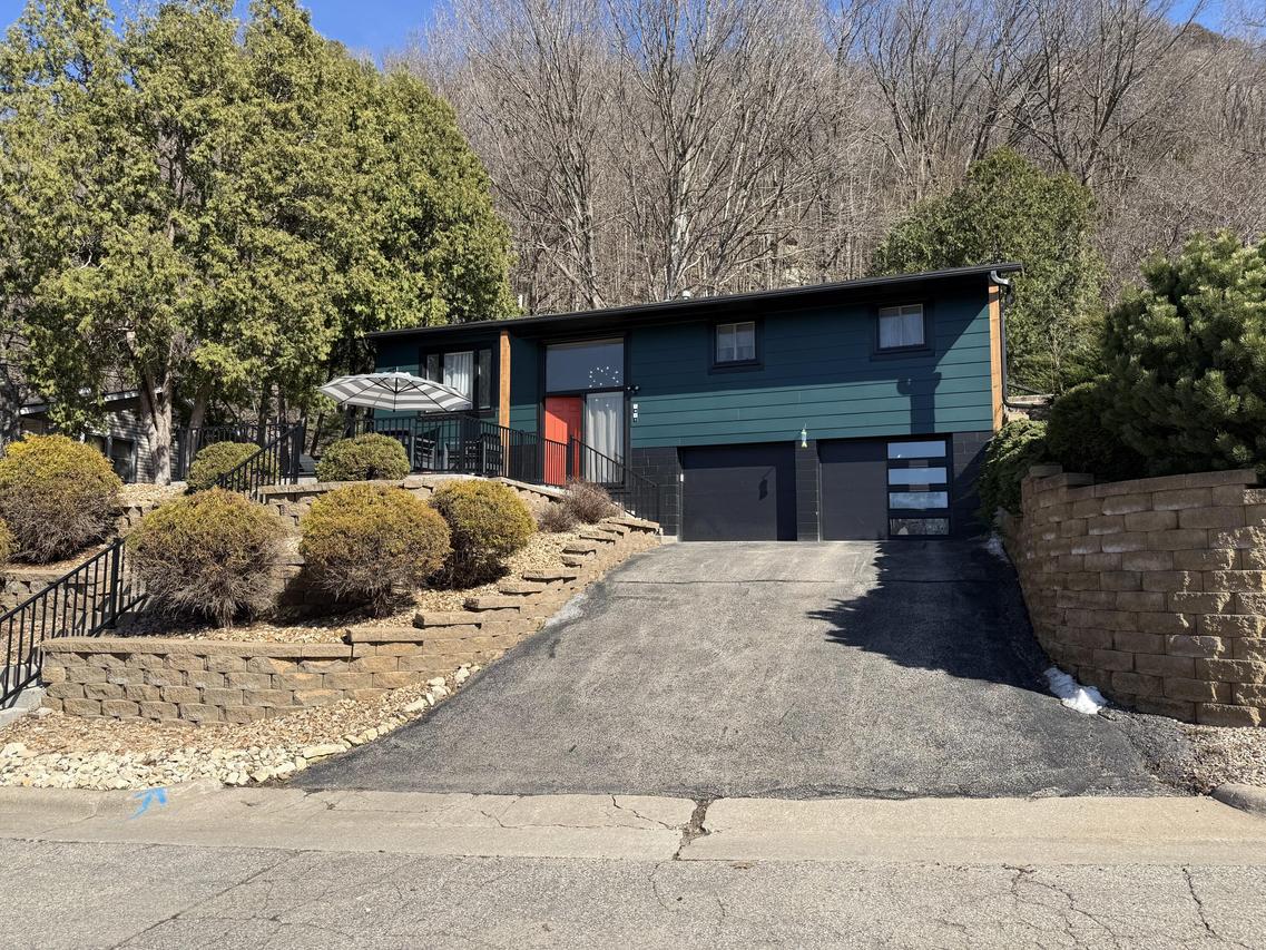 1421 31st Pl, La Crosse, WI 54601