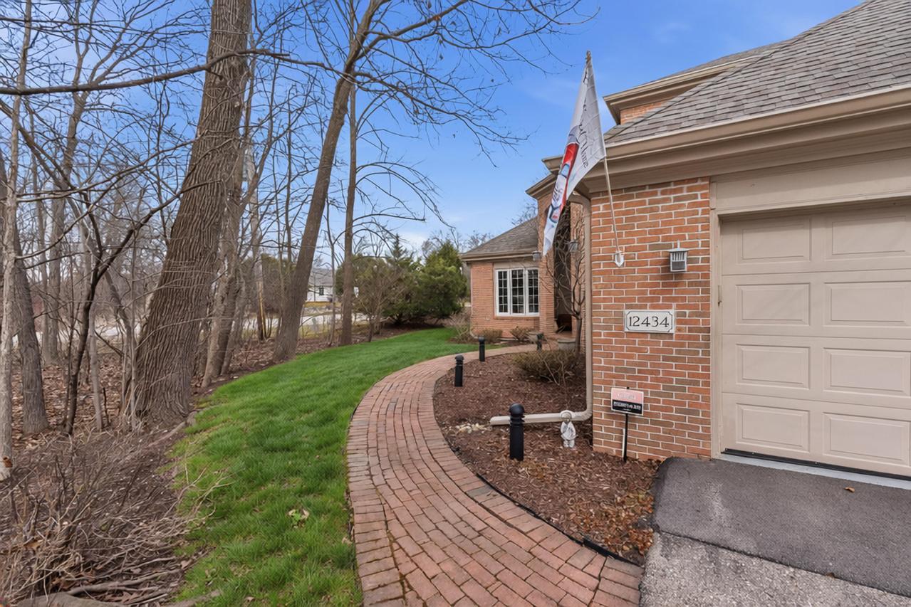 12434 N Golf Dr, Mequon, WI 53092