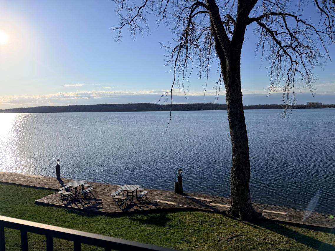 536 N Cogswell Dr #6, Salem Lakes, WI 53170