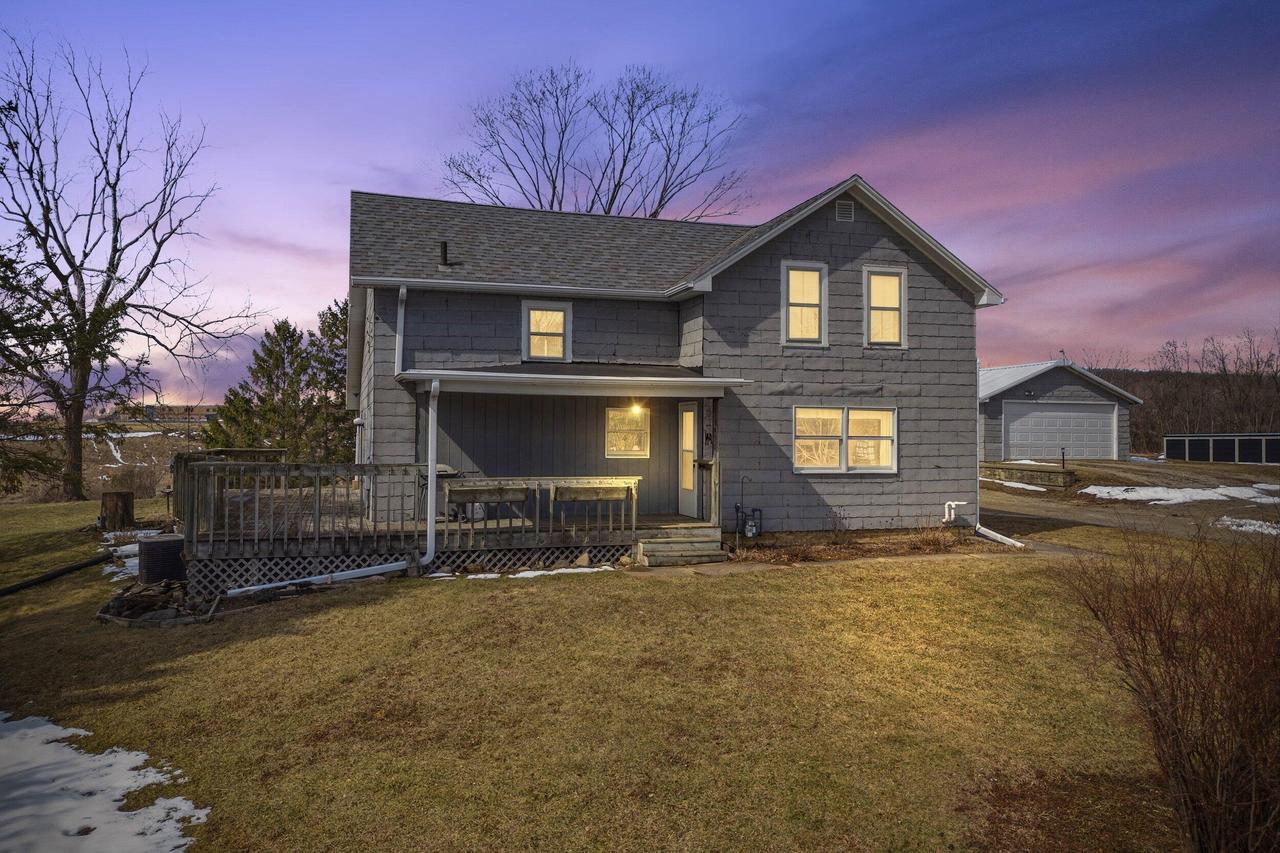 754 N Church St, Watertown, WI 53098