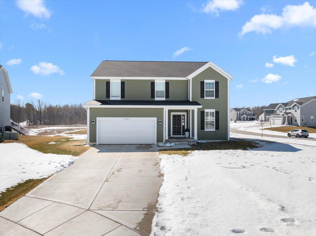 N56W24171 Sabrina Ct, Sussex, WI 53089