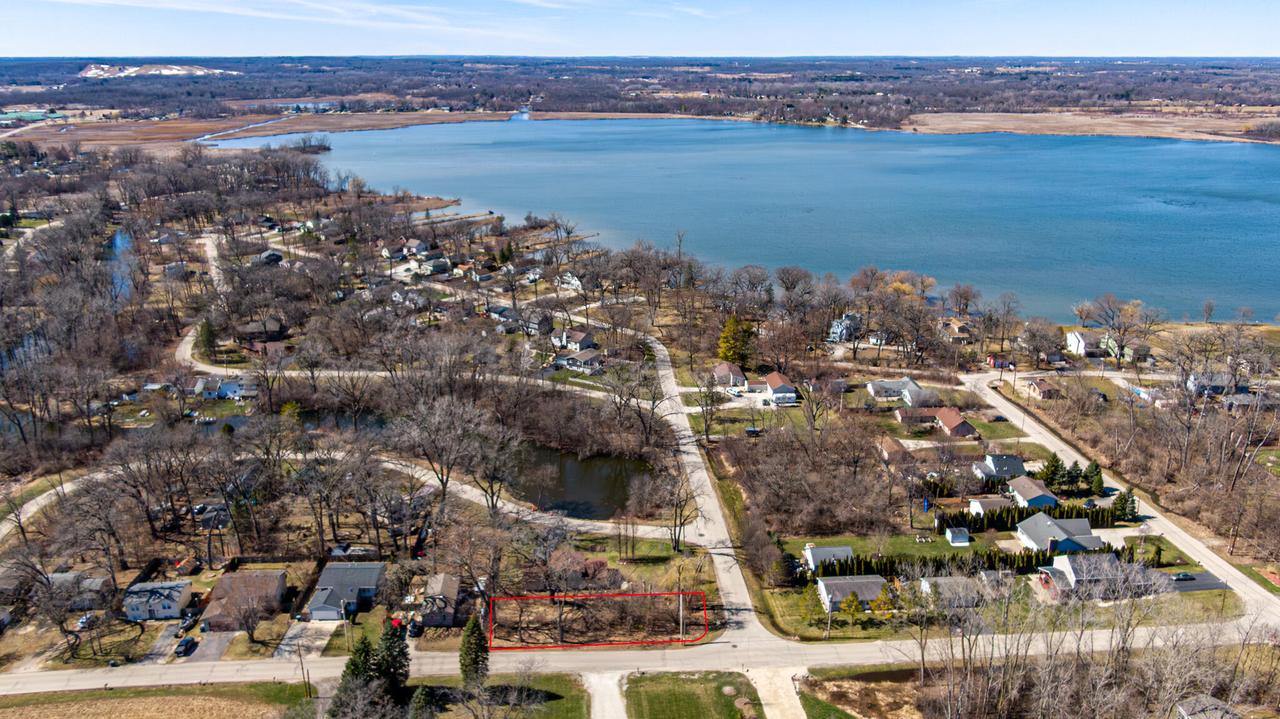 11112 268th Ave, Salem Lakes, WI 53179