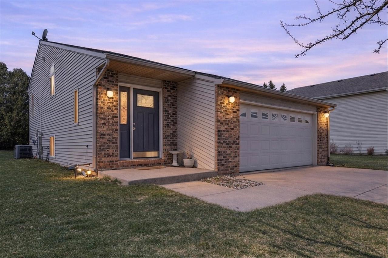 1736 21st Ave, Kenosha, WI 53140