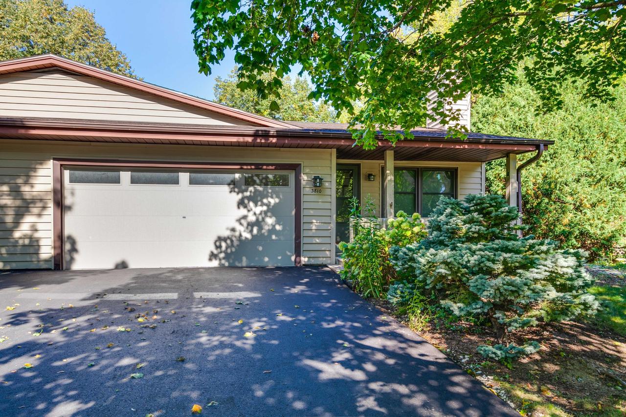 3810 Wyoming Way #2, Caledonia, WI 53404