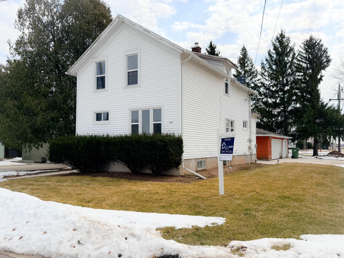 547 Madison St, Reedsville, WI 54230
