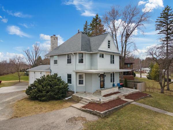 109 Aztalan St, Johnson Creek, WI 53038