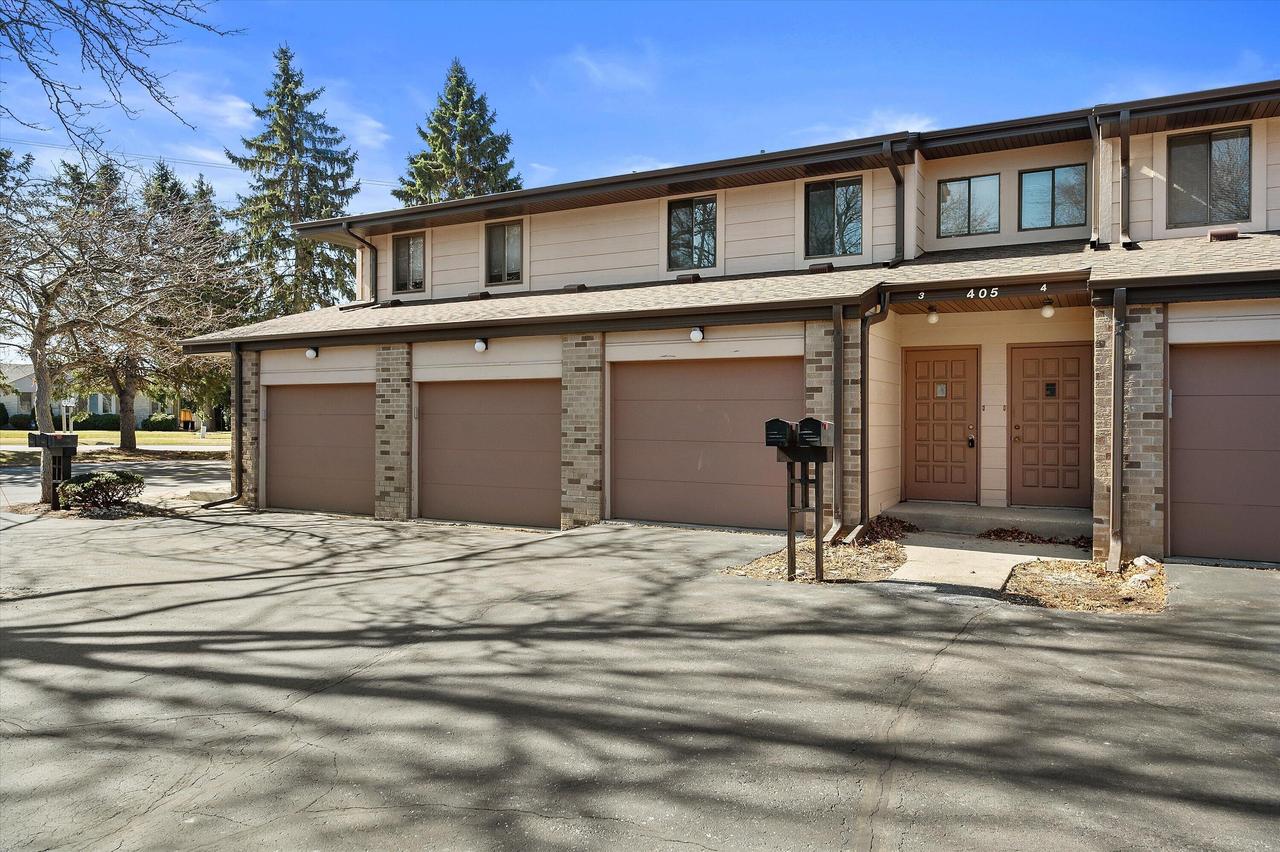 405 Cheviot Chase - #3, Waukesha, WI 53186
