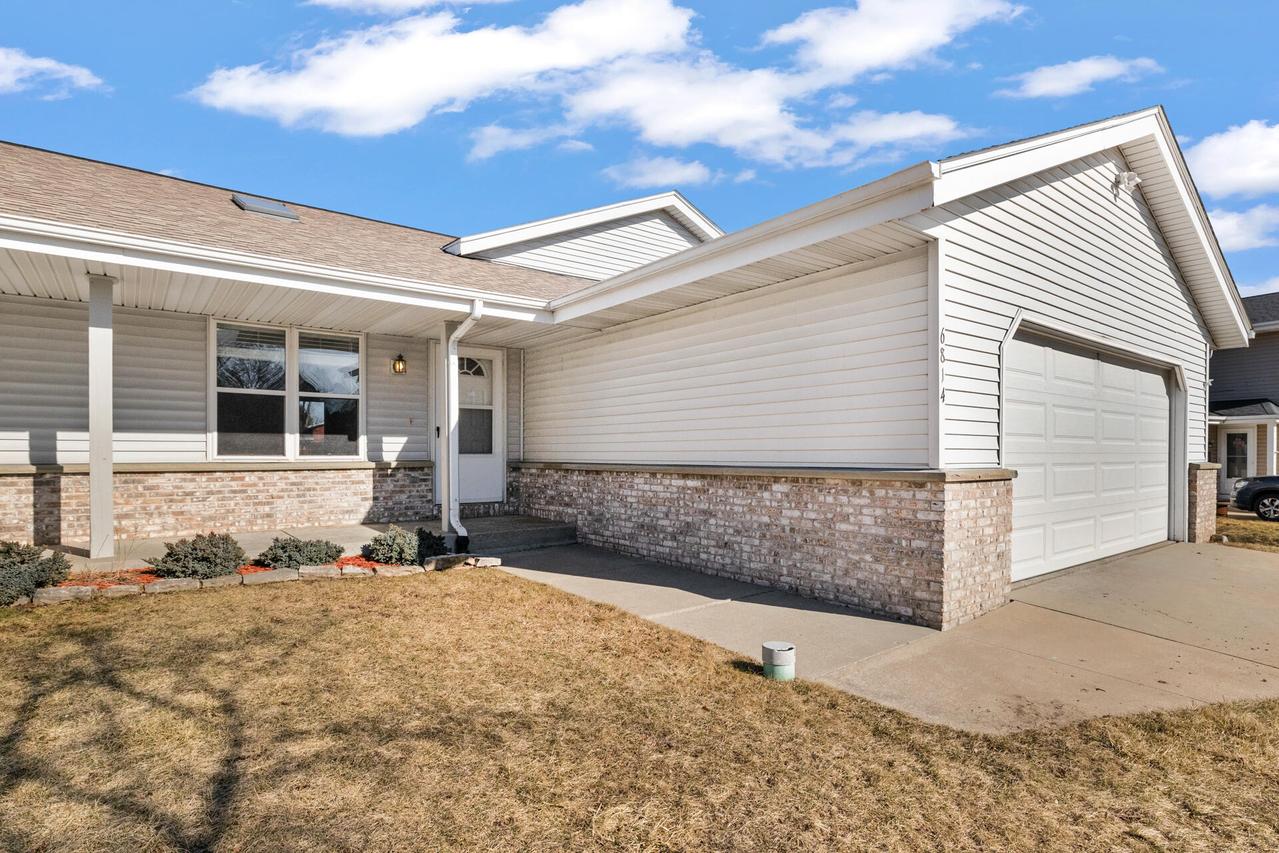 6814 Diane Dr, Newburg, WI 53090