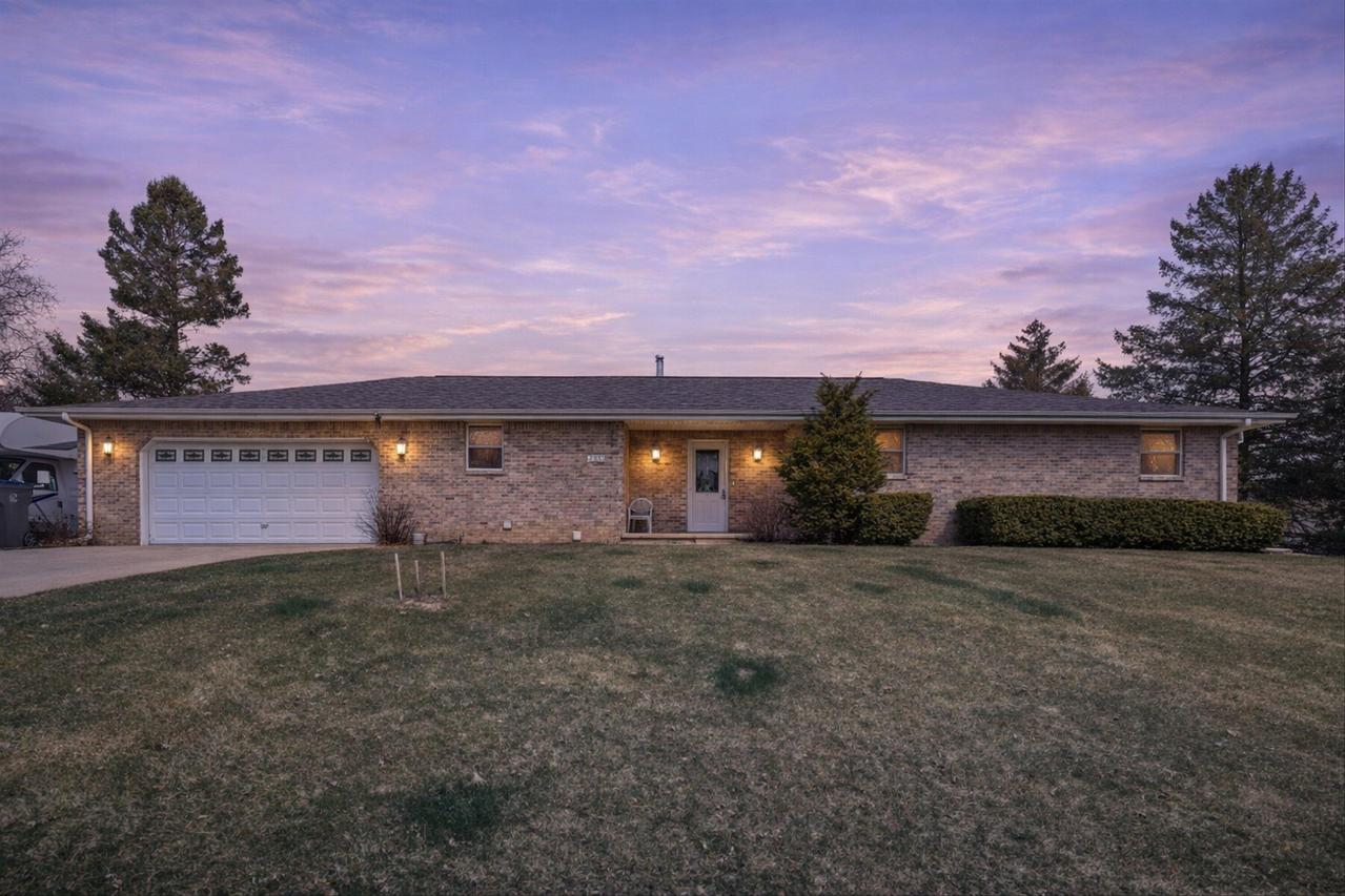 2558 N Green Bay Rd, Mount Pleasant, WI 53406