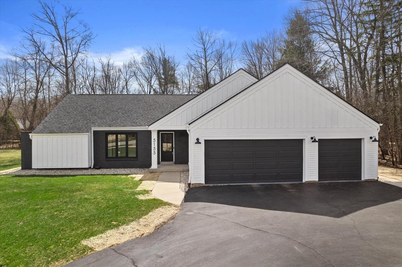 5155 W County Line Rd, Brown Deer, WI 53223