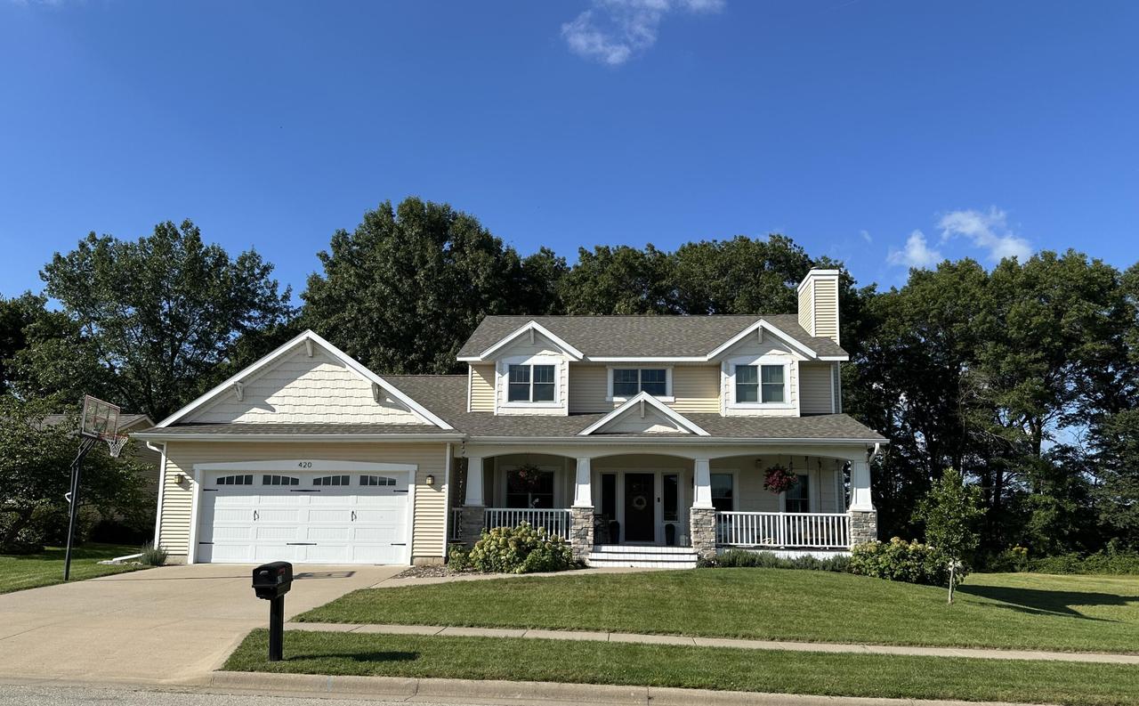 420 Driftwood St, West Salem, WI 54669