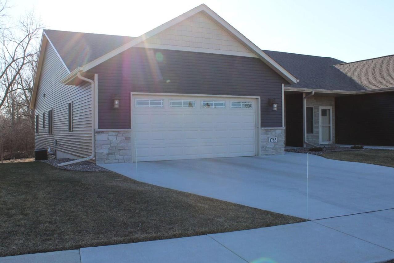 1783 Edgewood Rd #7, Kewaskum, WI 53040