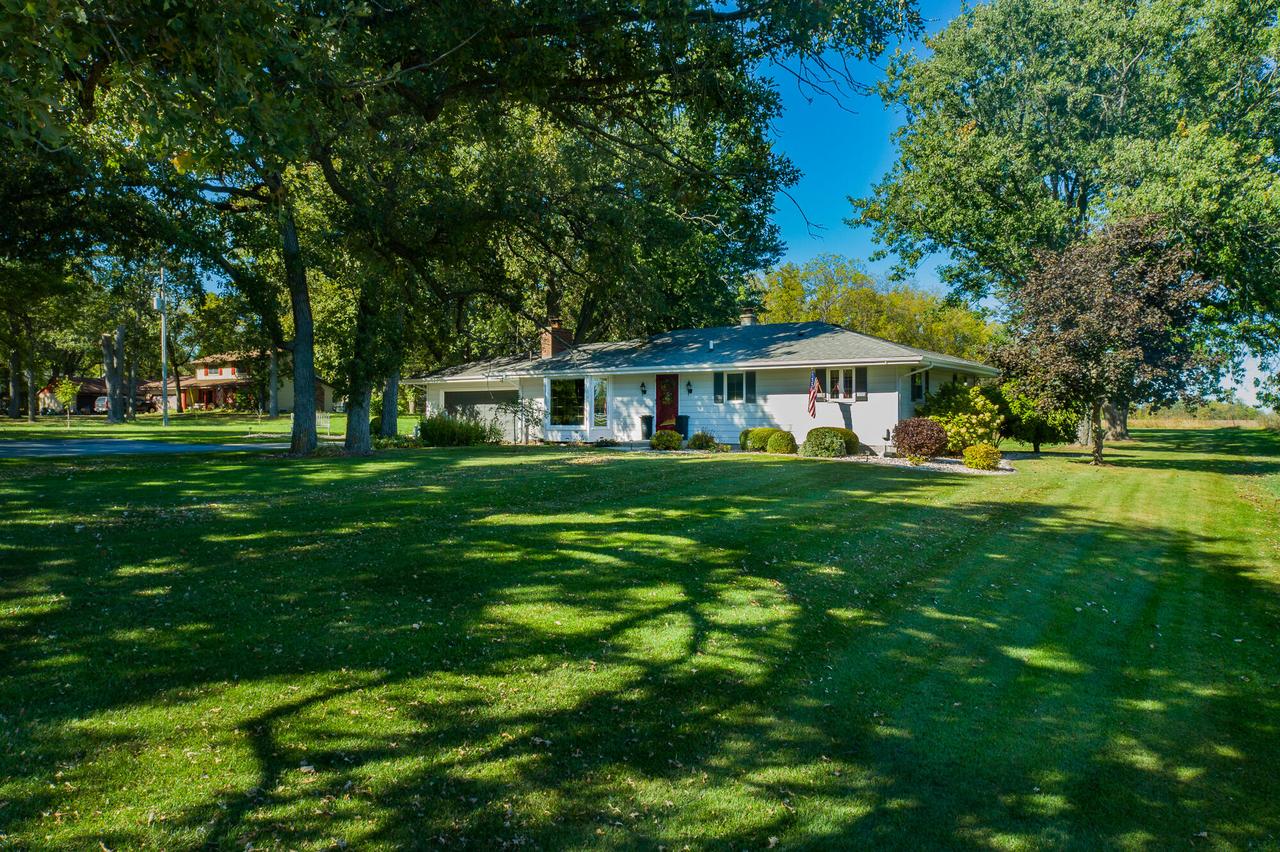 18616 58th Rd, Yorkville, WI 53182