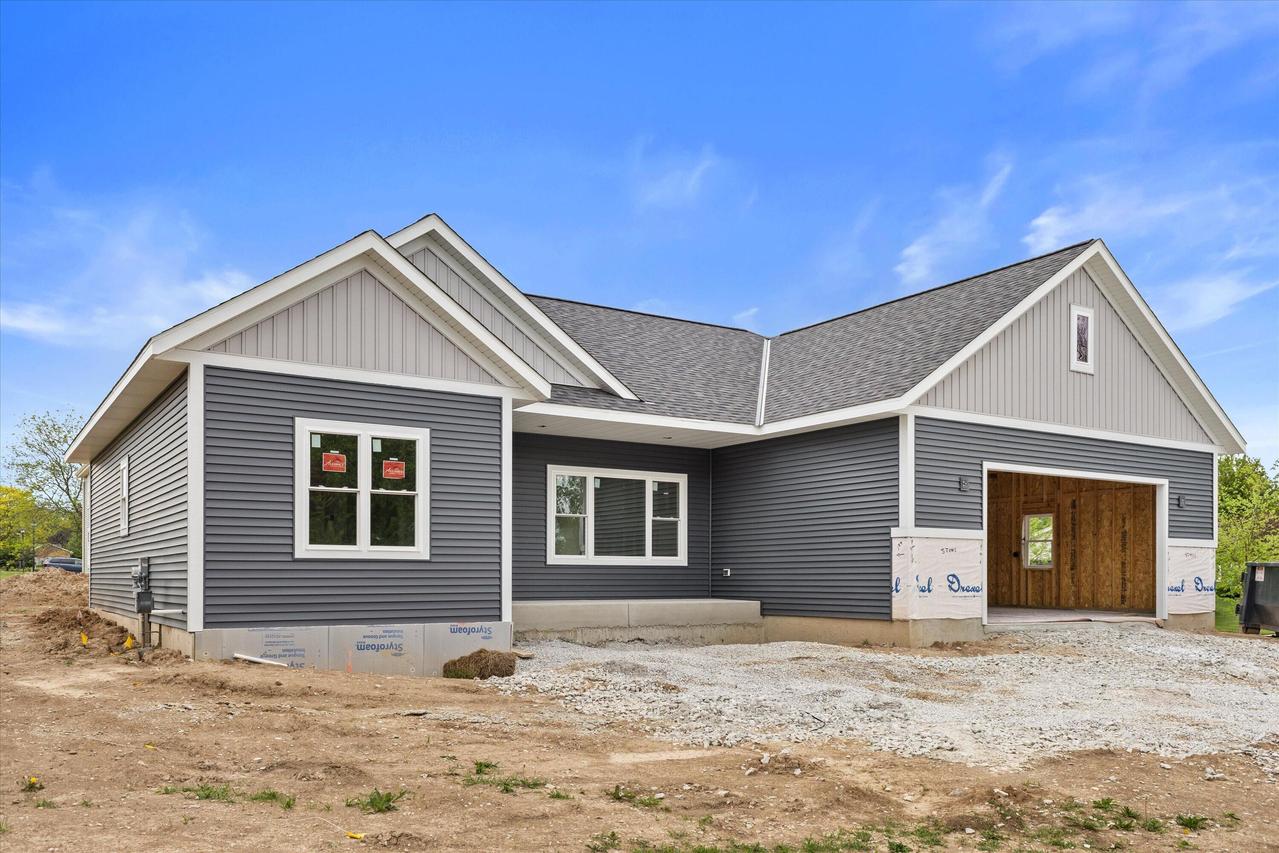 4759 W Abbott Ave, Greenfield, WI 53220