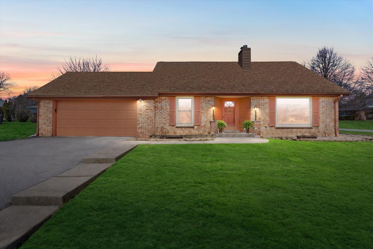 12640 W W Wilbur Dr, New Berlin, WI 53151