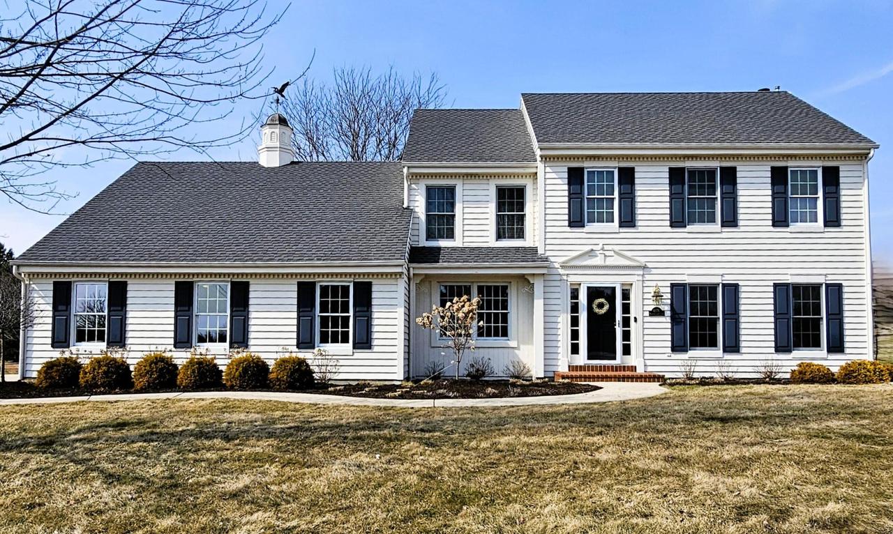 4176 Meadowlark Ln, Richfield, WI 53033