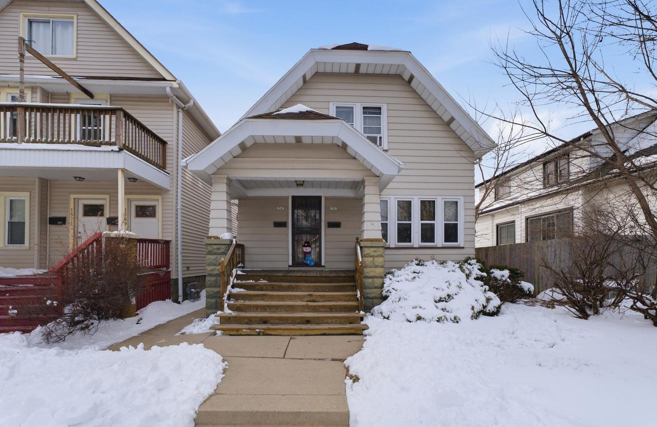 1565 S 57th St, West Allis, WI 53214