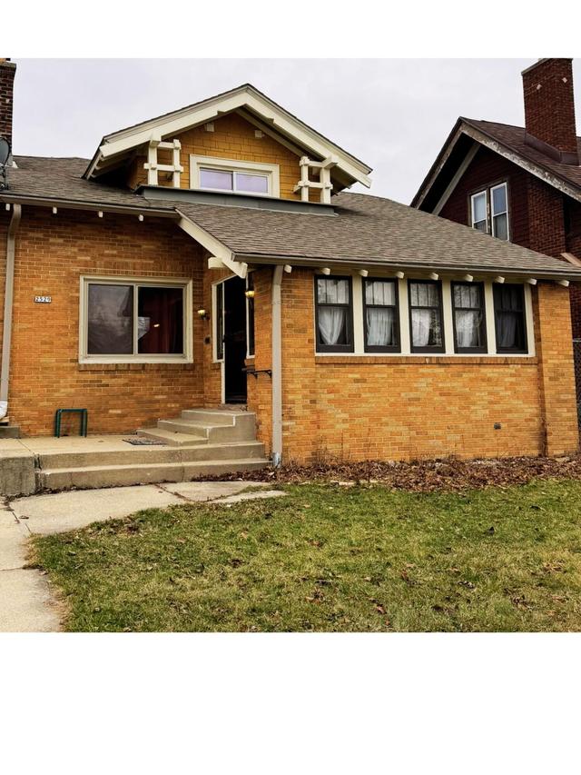 2529 N 46th St, Milwaukee, WI 53210