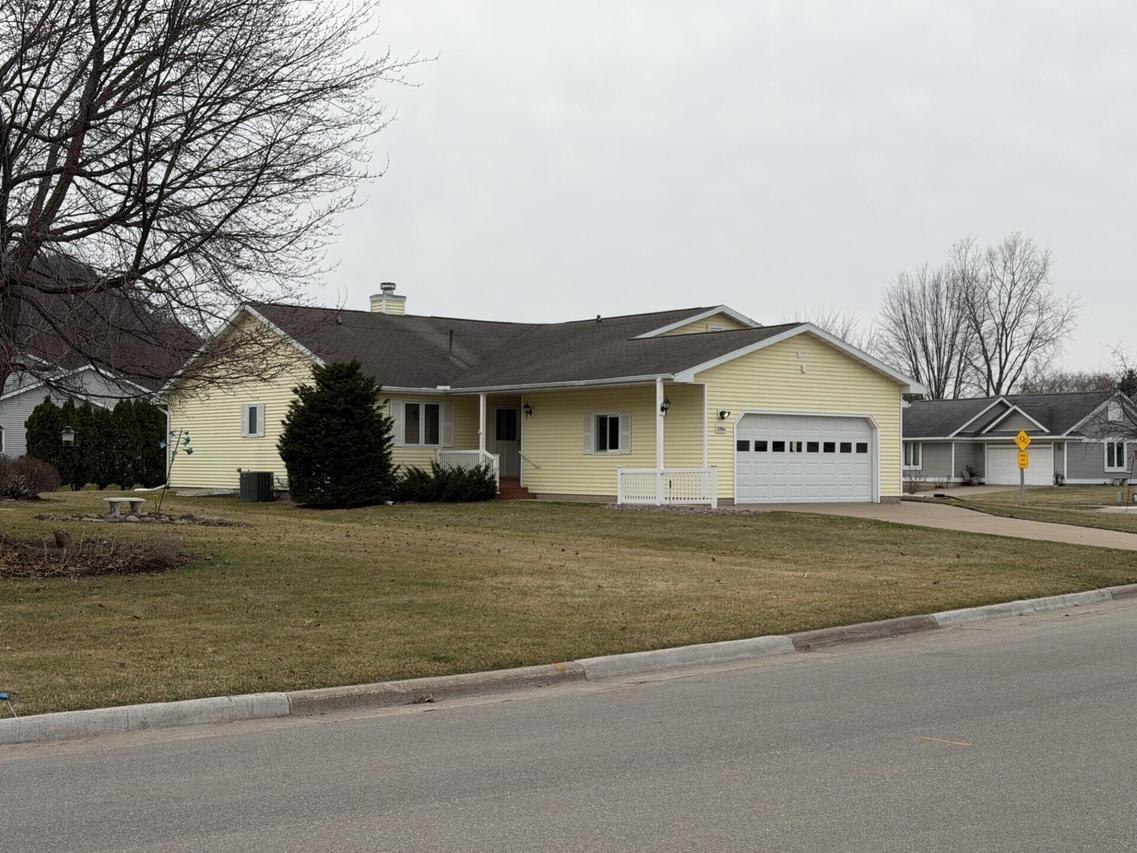 3304 Solaris Ln, La Crosse, WI 54601