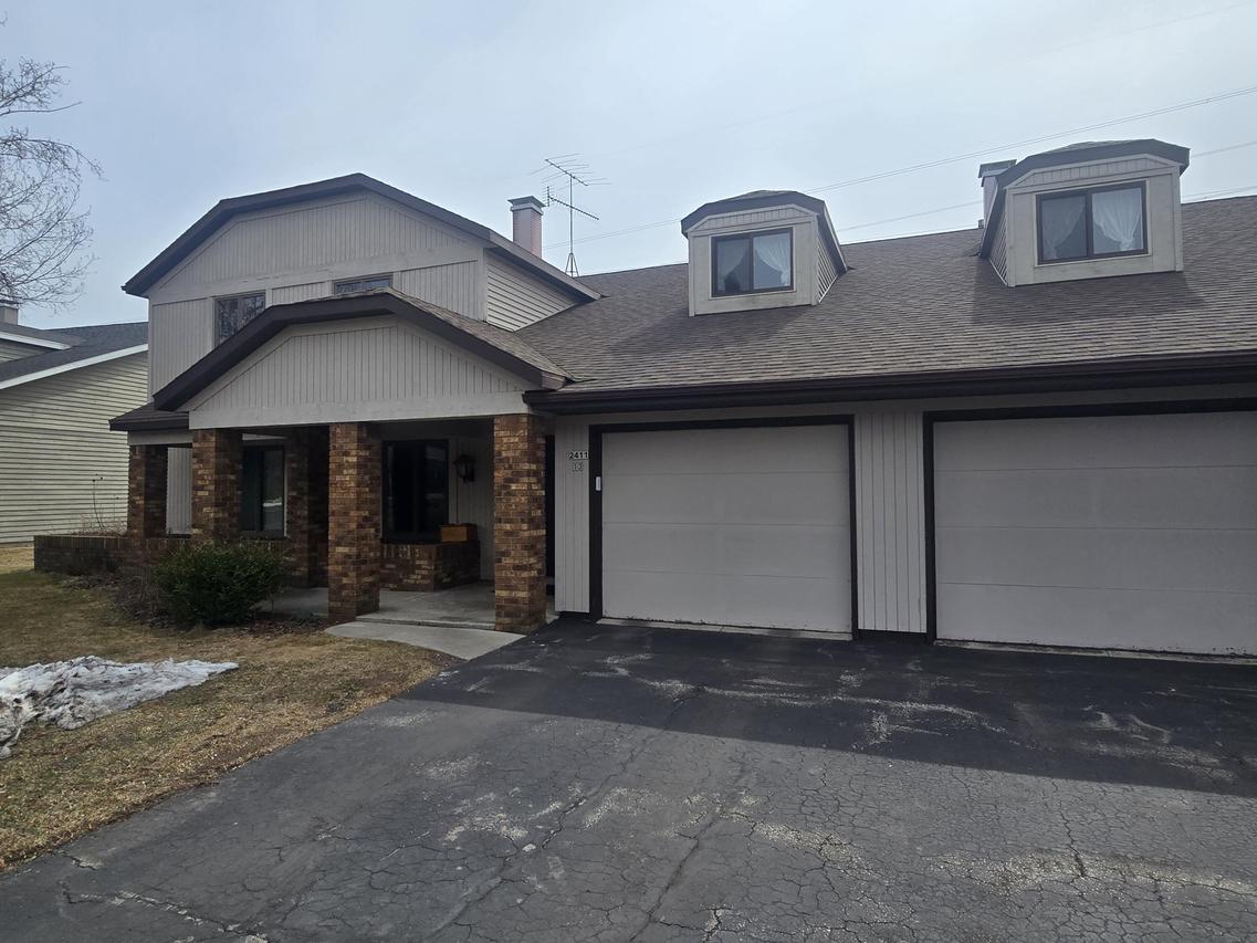 2411 Cross Creek #C, Sheboygan, WI 53081