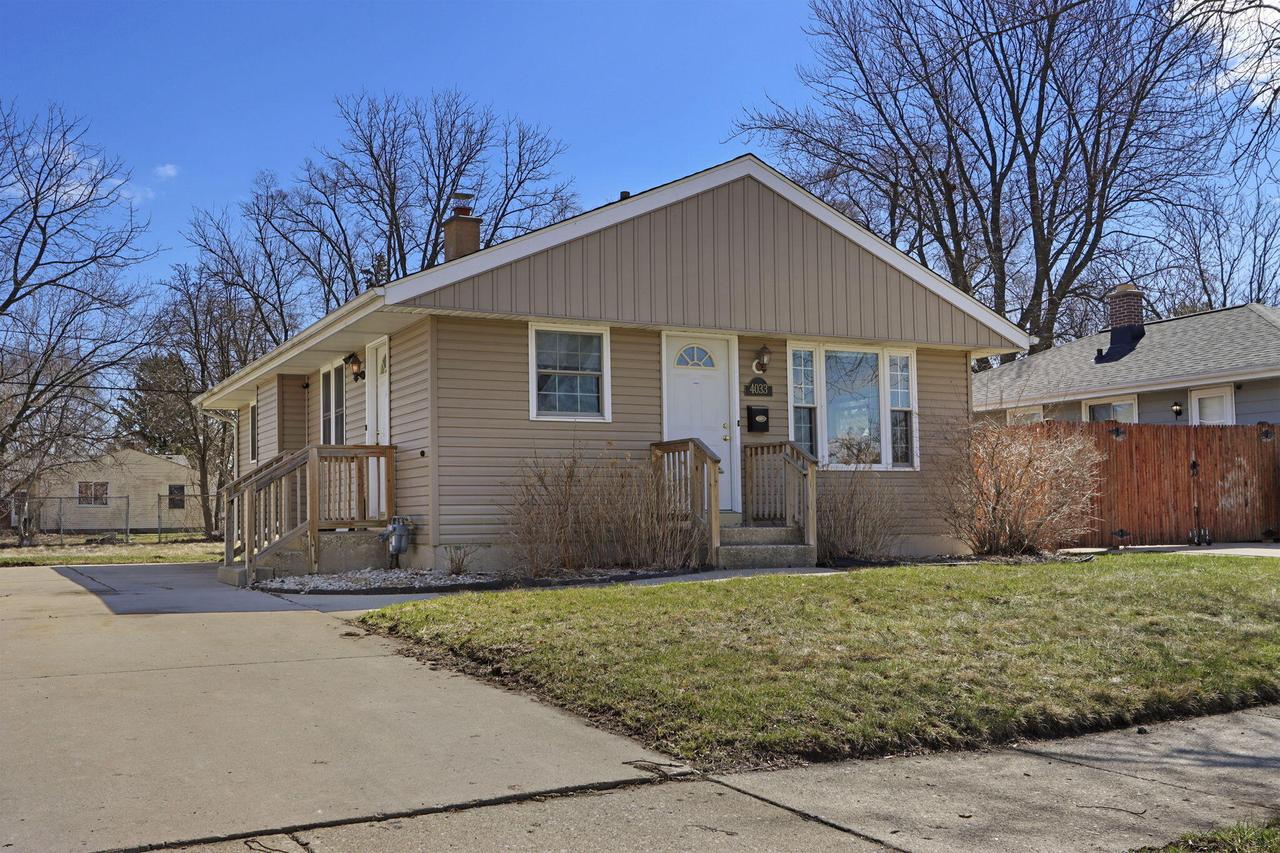 4033 32nd Ave, Kenosha, WI 53144