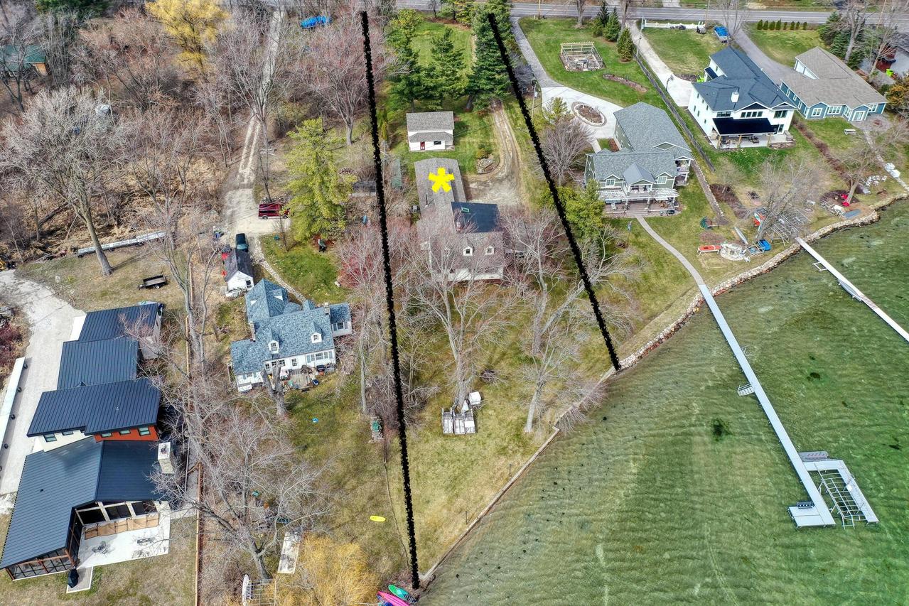 37909 Valley Rd, Summit, WI 53066