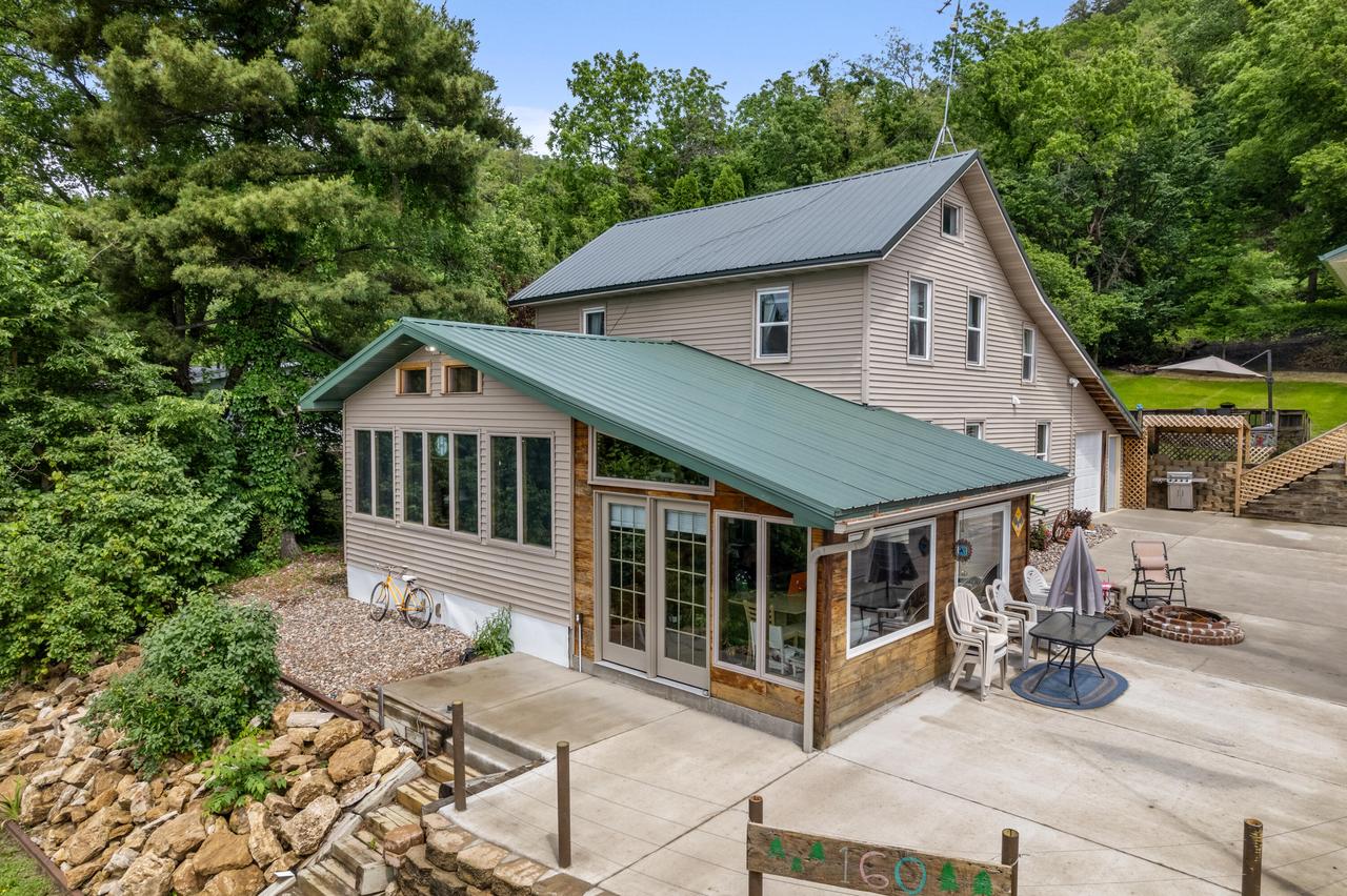 160 N State Road 35 -, Alma, WI 54610