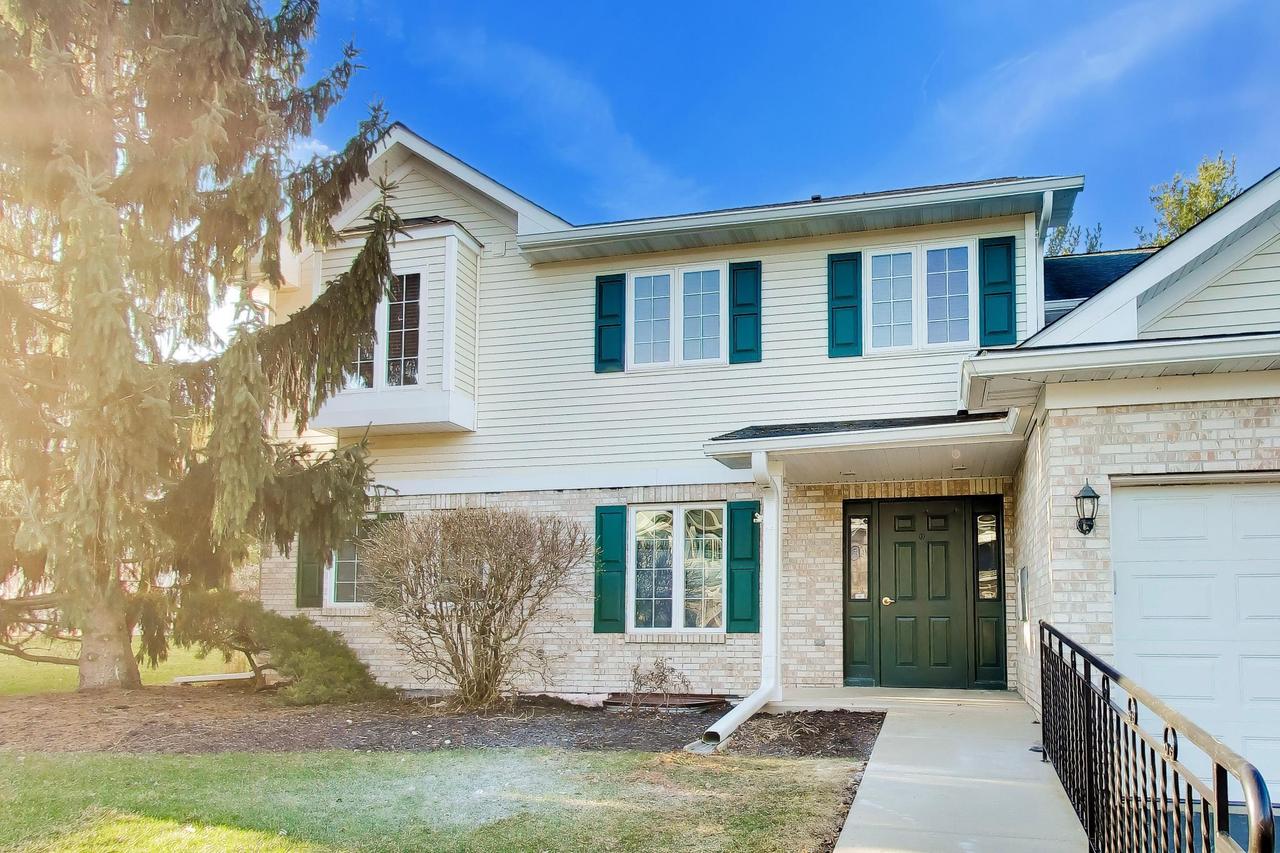 91 Potawatomi Rd #C, Williams Bay, WI 53191