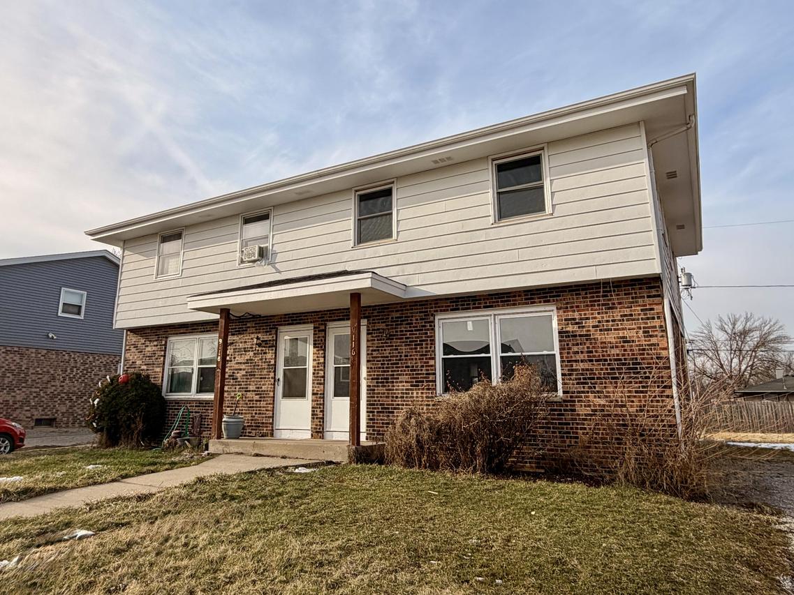 9116 Broadway Dr #9118, Sturtevant, WI 53177